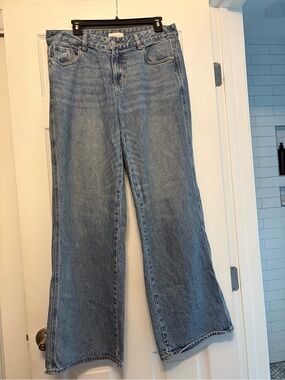 Pacsun Women’s Casey Medium Indigo Lowrise Jeans